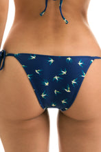 Cargar imagen en el visor de la galería, Bottom Seabird Invisible
