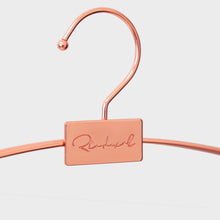 Cargar imagen en el visor de la galería, Gallery: Plv - Marketing Decoraciones 10 X Hanger
