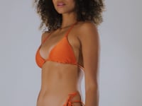 Cargar y reproducir el video en el visor de la galería, Video: Rio De Sol Sostén Top Shimmer-Paprica Tri-Inv
