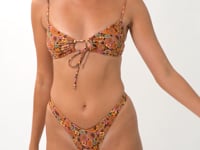 Cargar y reproducir el video en el visor de la galería, Video: Rio De Sol Bragas Bottom Bouquet Cali
