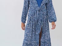 Cargar y reproducir el video en el visor de la galería, Chuva Long Dress Verona
