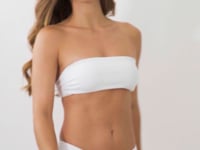 Cargar y reproducir el video en el visor de la galería, Video: Rio De Sol Sostén Top Sand-White Bandeau-Reto
