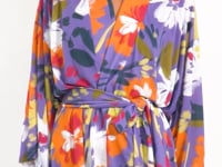 Cargar y reproducir el video en el visor de la galería, Garden-Flower Kimono
