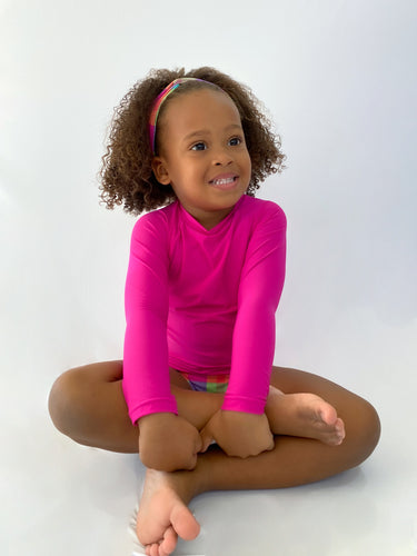 Model Front: Rio De Sol Protecciones De Erupción Amaranto Rash-Guard Kids