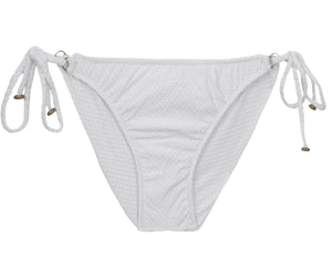 Model Front: Rio De Sol Bragas Bottom Cloque Branco New Comfort