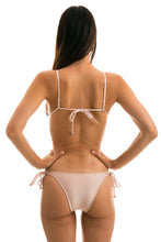 Cargar imagen en el visor de la galería, Model Back: Rio De Sol Bragas Bottom Essence Invisible
