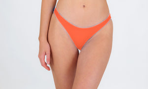 Model Front: Rio De Sol Bragas Bottom Light-Peach Essential-Comfy