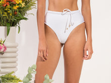 Cargar imagen en el visor de la galería, Image 09: Rio De Sol Bragas Bottom Shimmer-White Belted-High-Waist
