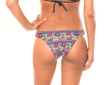 Cargar imagen en el visor de la galería, Model Back: Rio De Sol Bragas Calcinha Folk Strappy
