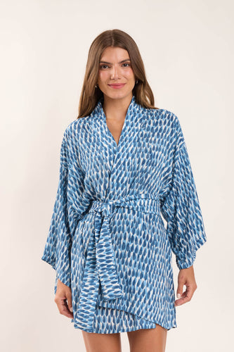 Model Front: Rio De Sol Caftán / Cubrir Chuva Kimono