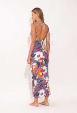 Cargar imagen en el visor de la galería, Model Back: Rio De Sol Vestido De Playa Garden-Flower Saida Yara
