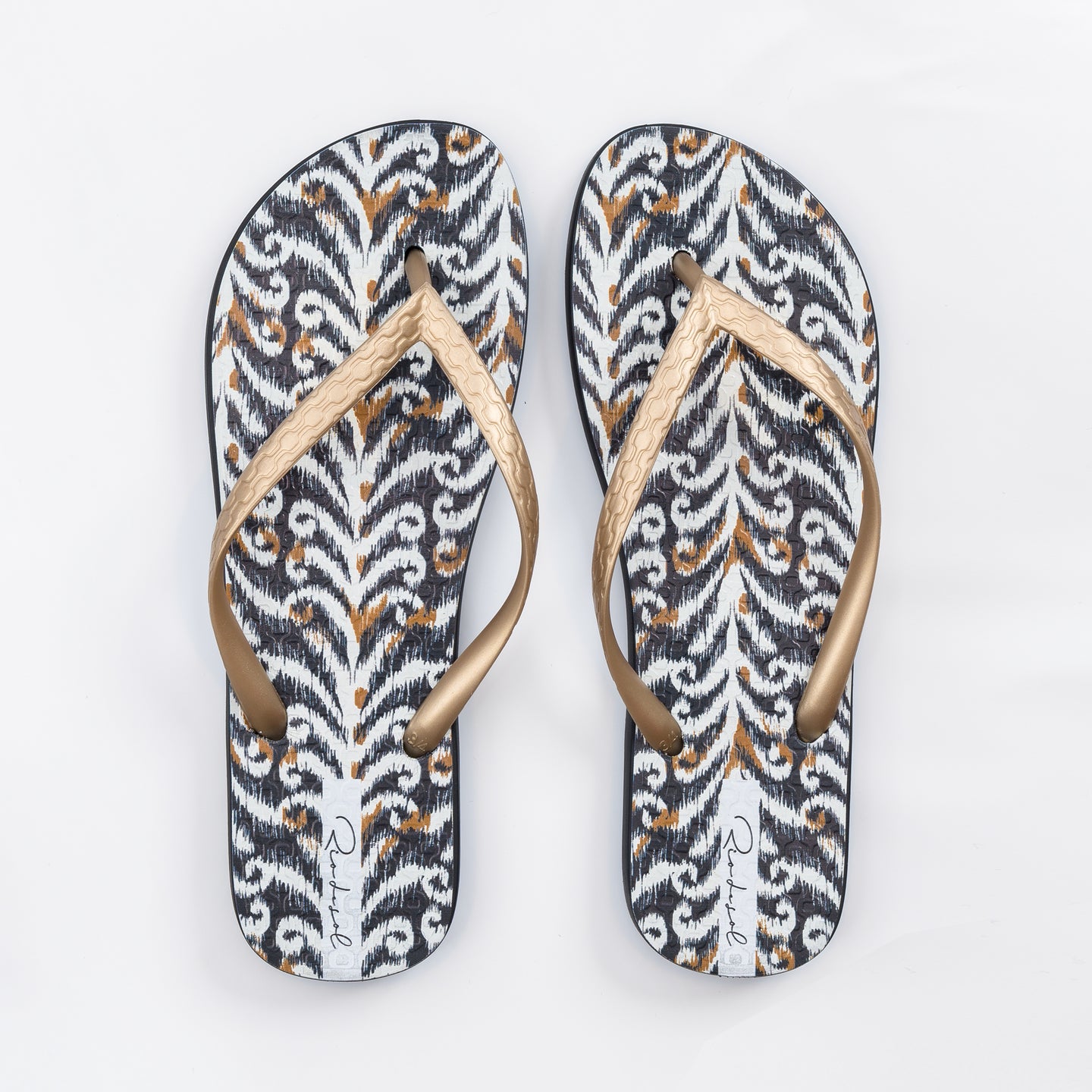 Product Front: Rio De Sol Chancletas Ikat Slim