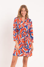 Cargar imagen en el visor de la galería, Model Front: Rio De Sol Vestido Camidero Leaves Chemise
