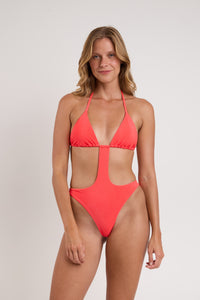 Model Front: Rio De Sol Una Pieza Malibu-Folia Becky