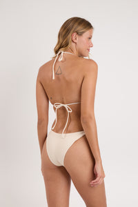 Model Back: Rio De Sol Una Pieza Malibu-Natural Becky