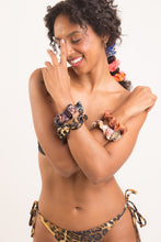 Cargar imagen en el visor de la galería, Image 04: Rio De Sol Accesorios Para El Cabello Nocciola Scrunchie
