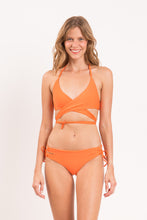 Cargar imagen en el visor de la galería, Model Front: Rio De Sol Conjunto Set Dende Kate Madrid
