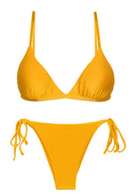 Cargar imagen en el visor de la galería, Product Front: Rio De Sol Conjunto Set Eden-Pequi Tri-Fixo Ibiza
