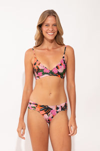 Model Front: Rio De Sol Conjunto Set Jolie Paola Baobi