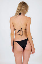 Cargar imagen en el visor de la galería, Model Back: Rio De Sol Conjunto Set Nero Tri-Inv Lacinho
