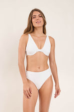 Cargar imagen en el visor de la galería, Image 06: Rio De Sol Conjunto Set Sand-White Chantal Kora
