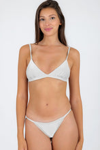 Cargar imagen en el visor de la galería, Gallery: Rio De Sol Conjunto Set Shimmer-White Tri-Fixo California
