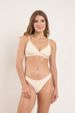 Cargar imagen en el visor de la galería, Model Front: Rio De Sol Conjunto Set Touch-Natural Paola Essential

