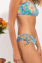 Cargar imagen en el visor de la galería, Image 04: Rio De Sol Conjunto Set Treetop Bandeau-Reto Madrid
