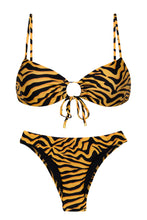Cargar imagen en el visor de la galería, Product Front: Rio De Sol Conjunto Set Wild-Orange Mila Essential
