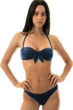 Cargar imagen en el visor de la galería, Gallery: Rio De Sol Conjunto Shark Bandeau
