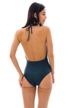 Cargar imagen en el visor de la galería, Model Back: Rio De Sol Una Pieza Shark Transpassado
