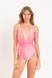 Model Front: Rio De Sol Una Pieza Shimmer-Confetti New Vegas