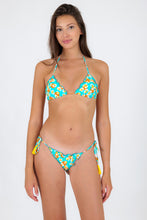 Cargar imagen en el visor de la galería, Model Front: Rio De Sol Sostén Top Dubai Frufru
