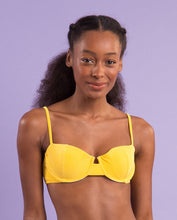 Cargar imagen en el visor de la galería, Image 10: Rio De Sol Sostén Top Malibu-Yellow Balconet

