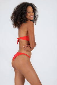 Image 04: Rio De Sol Sostén Top Rouge Twist