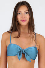Cargar imagen en el visor de la galería, Gallery: Rio De Sol Sostén Top Shimmer-Baltic-Sea Bandeau-Knot
