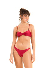 Cargar imagen en el visor de la galería, Model Front: Rio De Sol Sostén Top Shimmer-Divino Bandeau-Joy
