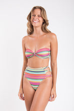 Cargar imagen en el visor de la galería, Set Supercolor Bandeau-Joy Highwaist-Spin
