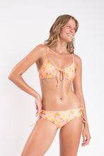 Cargar imagen en el visor de la galería, Top Dreamy Tank-Tie
