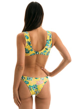 Cargar imagen en el visor de la galería, Top Florescer Highleg
