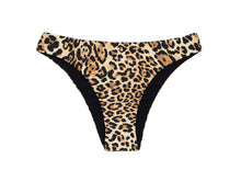 Cargar imagen en el visor de la galería, Bottom Leopardo Black Babado
