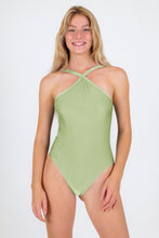 Cargar imagen en el visor de la galería, Oliva High-Neck
