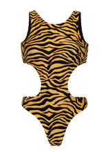 Cargar imagen en el visor de la galería, Wild-Orange Twisted
